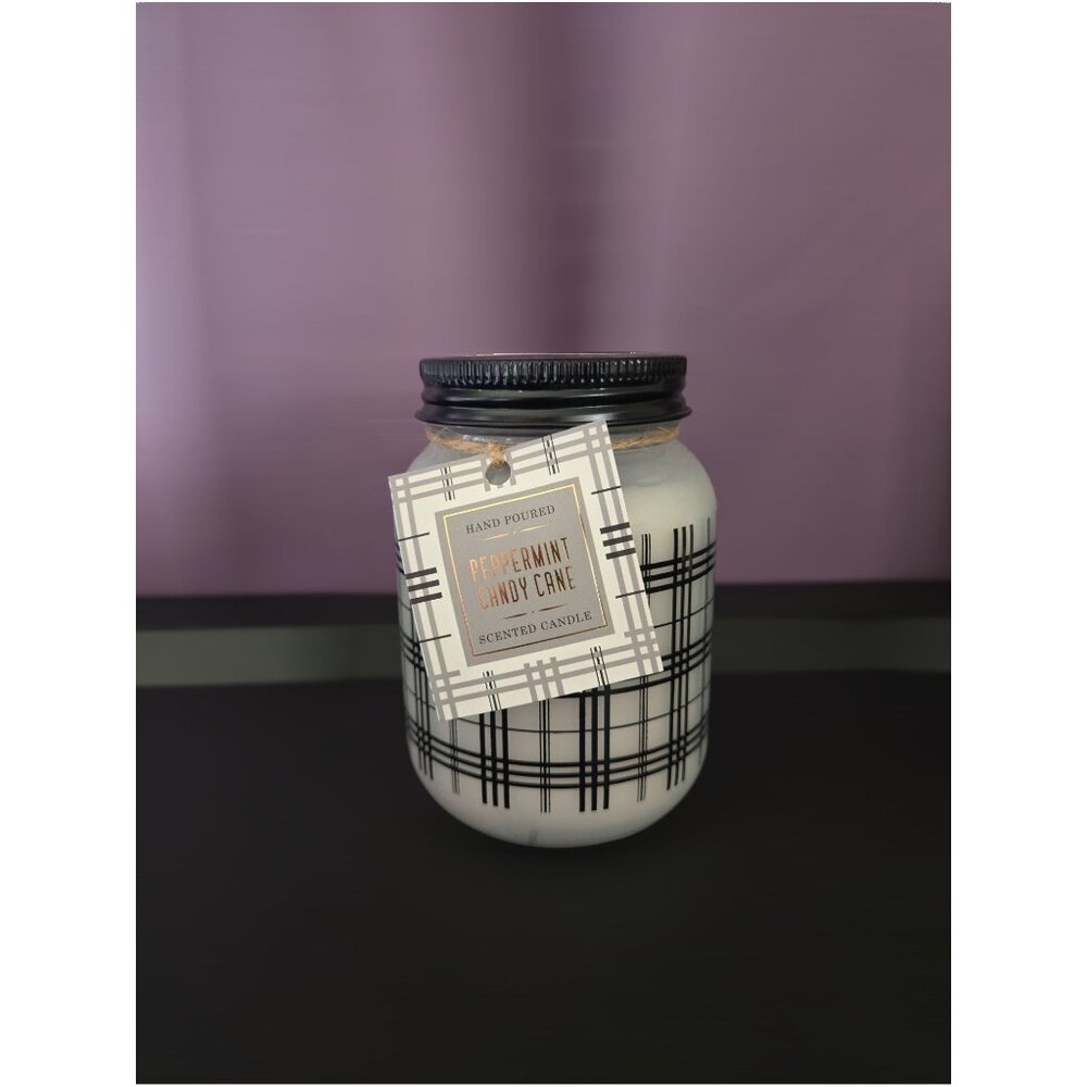 Peppermint Candy Cane Scented Candle – 4” Glass Jar – Christmas 2020 – Unused